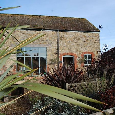 Home Barn Bed And Breakfast 约维尔 外观 照片