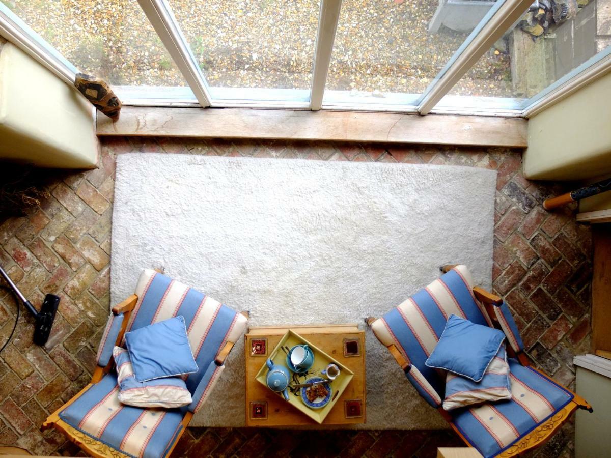 Home Barn Bed And Breakfast 约维尔 外观 照片