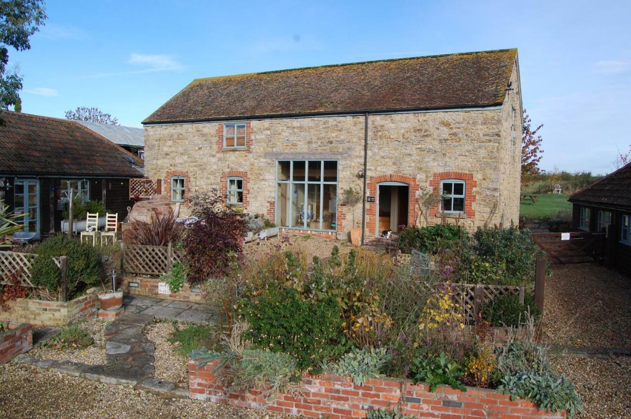 Home Barn Bed And Breakfast 约维尔 外观 照片